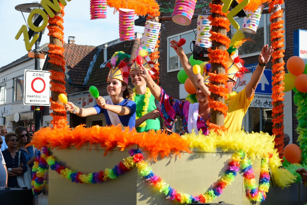 ../Images/Zomercarnaval Noordwijkerhout 2016 242.jpg